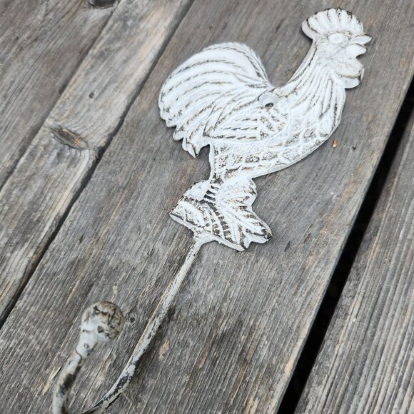 Vintage Touch Rooster Cast Iron Distress Wall Hook - Picture 4 of 4